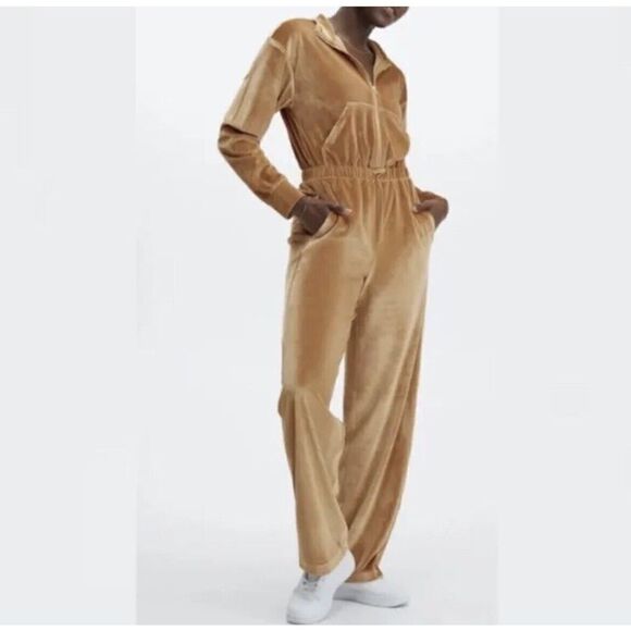 Fabletics‎ Velour Zip-Up Wide Leg Jumpsuit Stretch Light Honey Brown 4X NWT - Picture 1 of 7